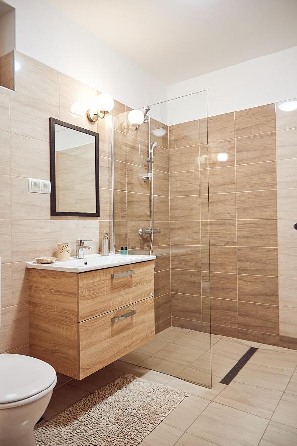Vadvirag Vendeghaz Hotel Izsák Kültér fotó